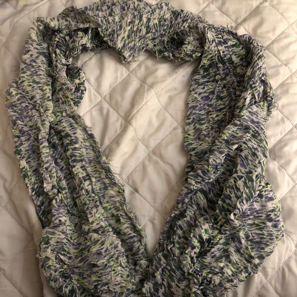 Cejon Scarf